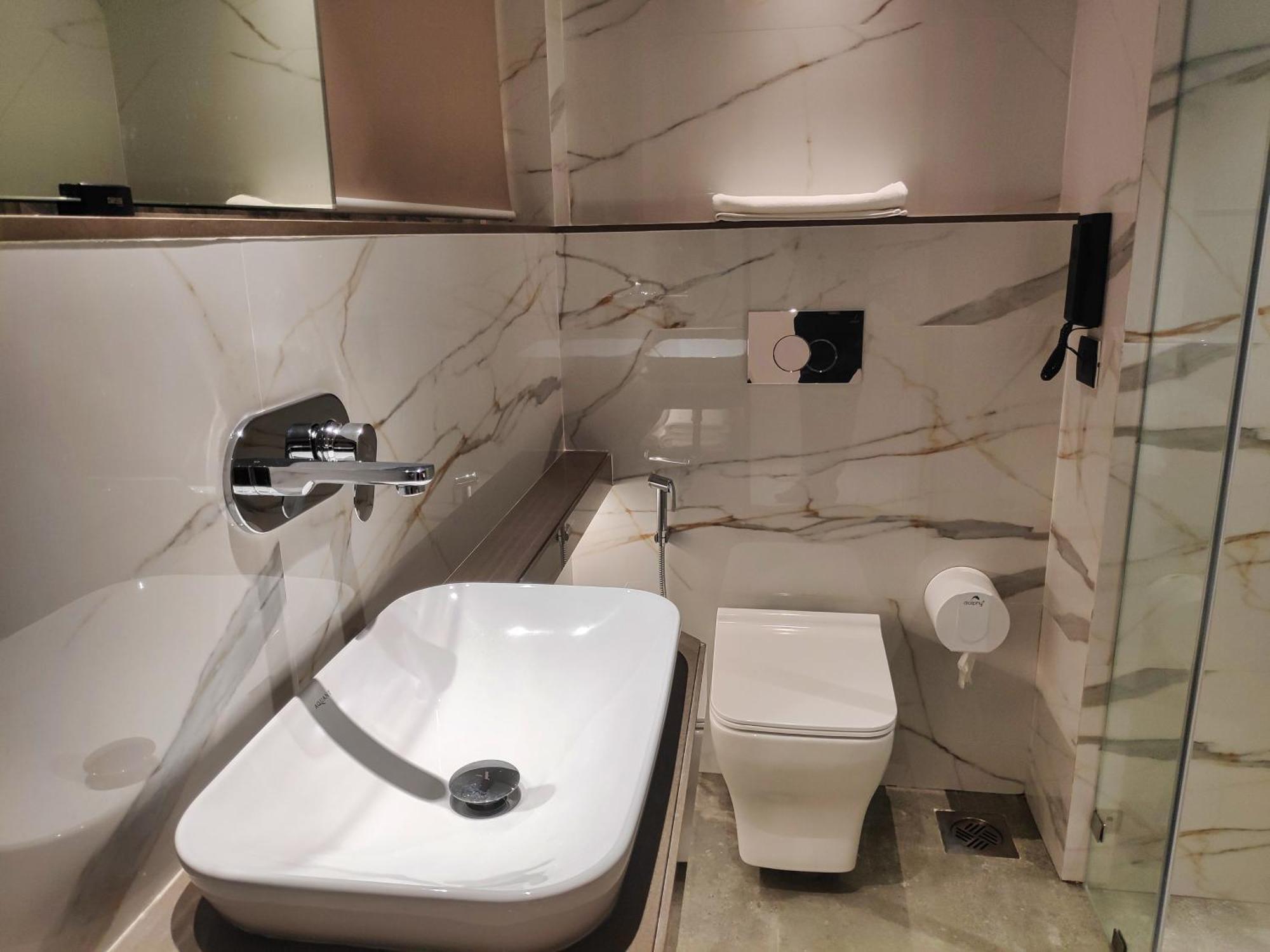Maxxvalue Hotel Midc - Andheri Mumbai Bagian luar foto